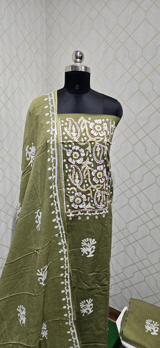 Bathik Cotton Suit - 36