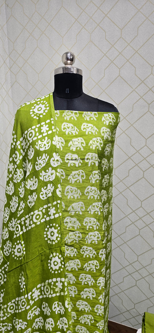 Gajji Silk Bathik Suit - 04