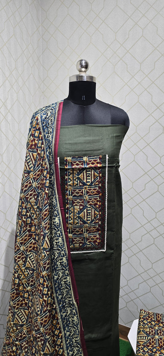 Bathik Cotton Suit - 31