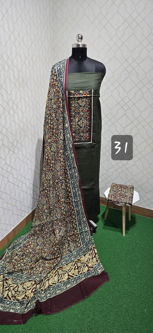 Bathik Cotton Suit - 31