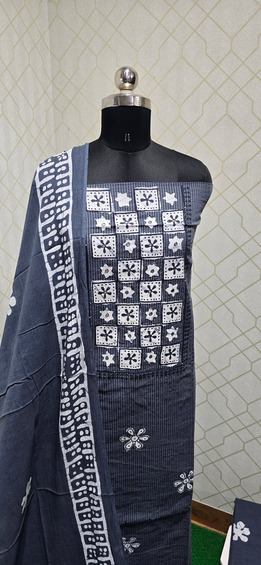 Bathik Cotton Suit - 32