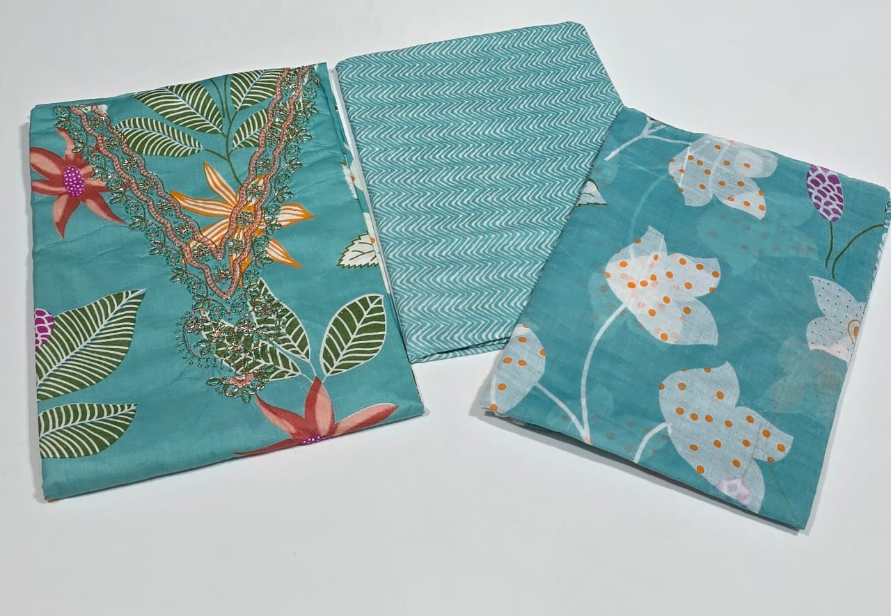 Blue V neck - Image 2